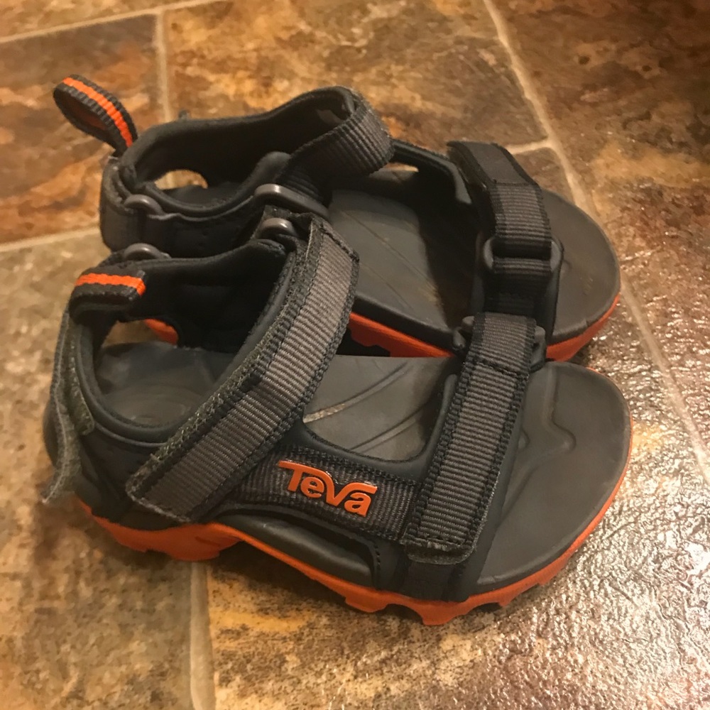 Toddler Tevas, size 8